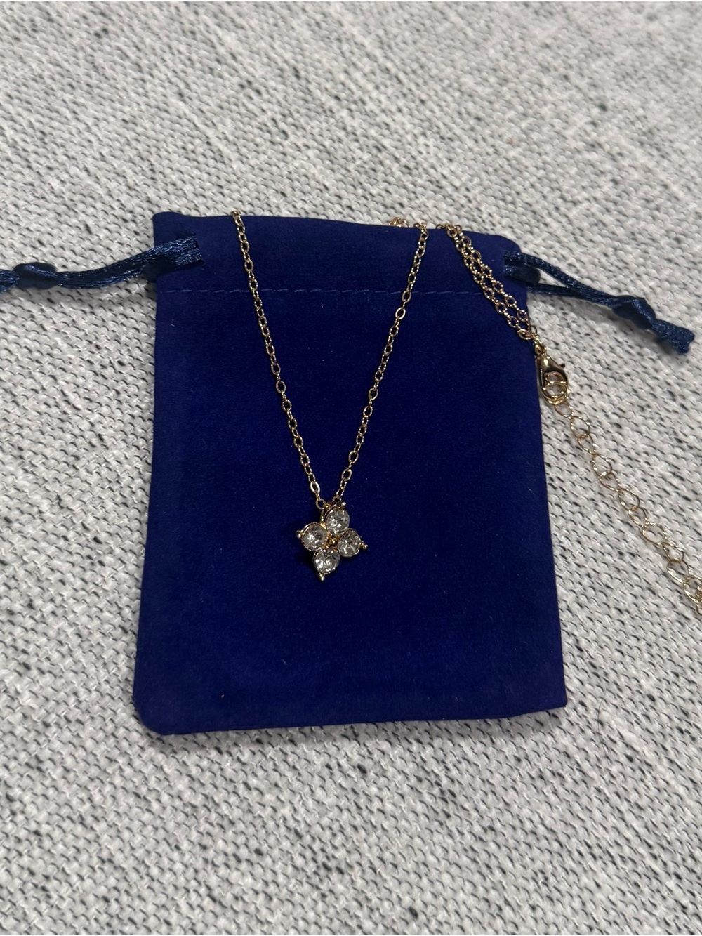 18k Gold plated stainless steel Floral Pendant Necklace cz gift cute preppy gift - Picture 5 of 5